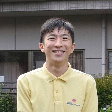 横浜市福祉サービス協会の新卒者メッセージ「介護職員」